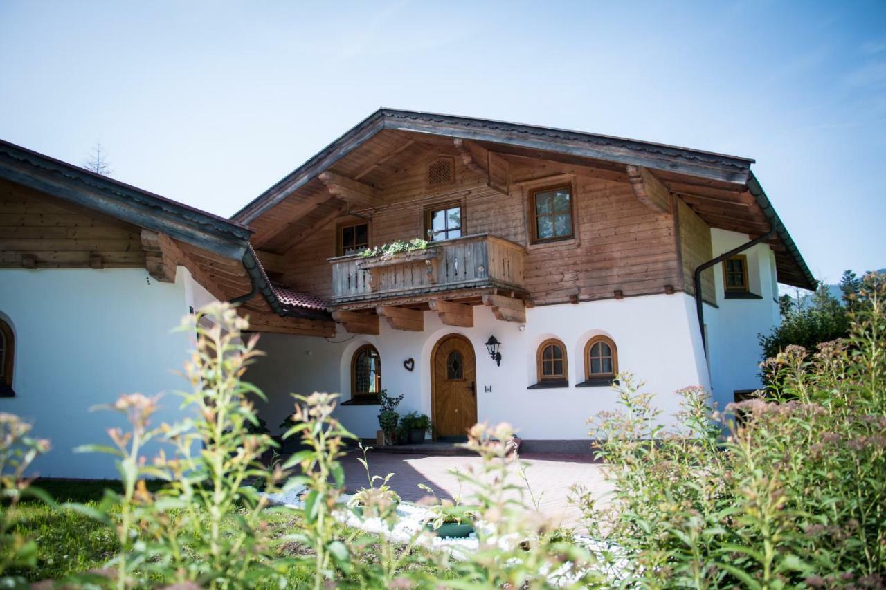 Chalet Gluecklich Sein... Ellmau Esterno foto